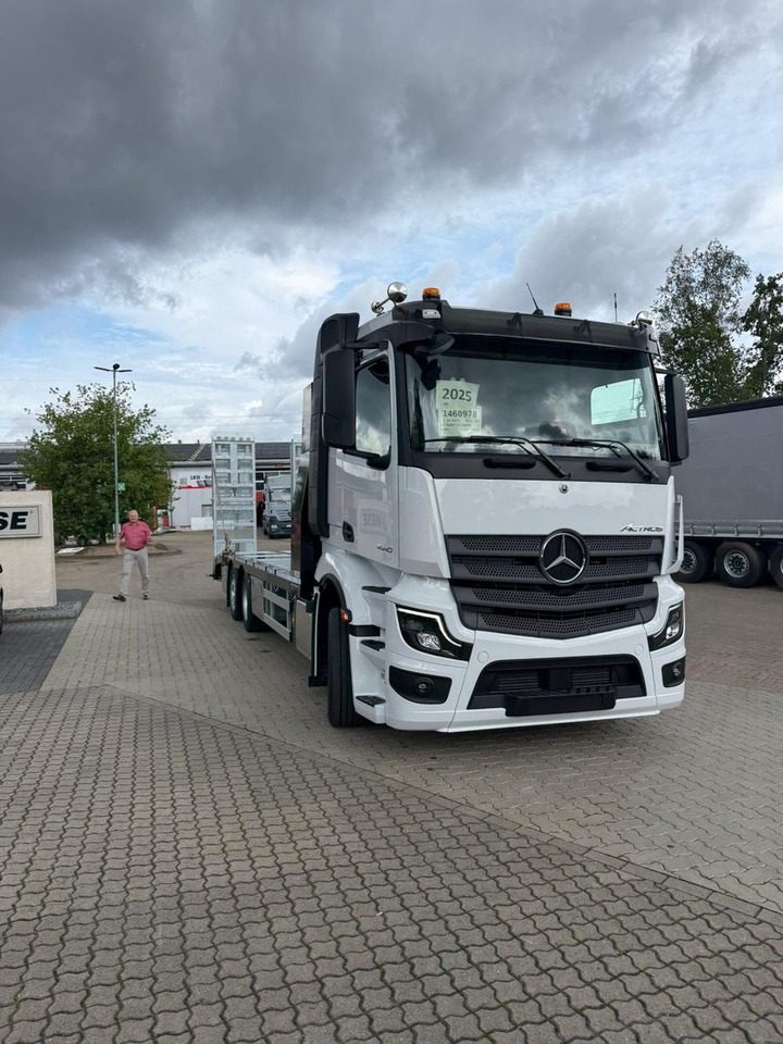Mercedes-Benz Actros mit Rampen, Maschinentransporter - Камион пътна помощ: снимка 5 Mercedes-Benz Actros mit Rampen, Maschinentransporter - Камион пътна помощ: снимка 5