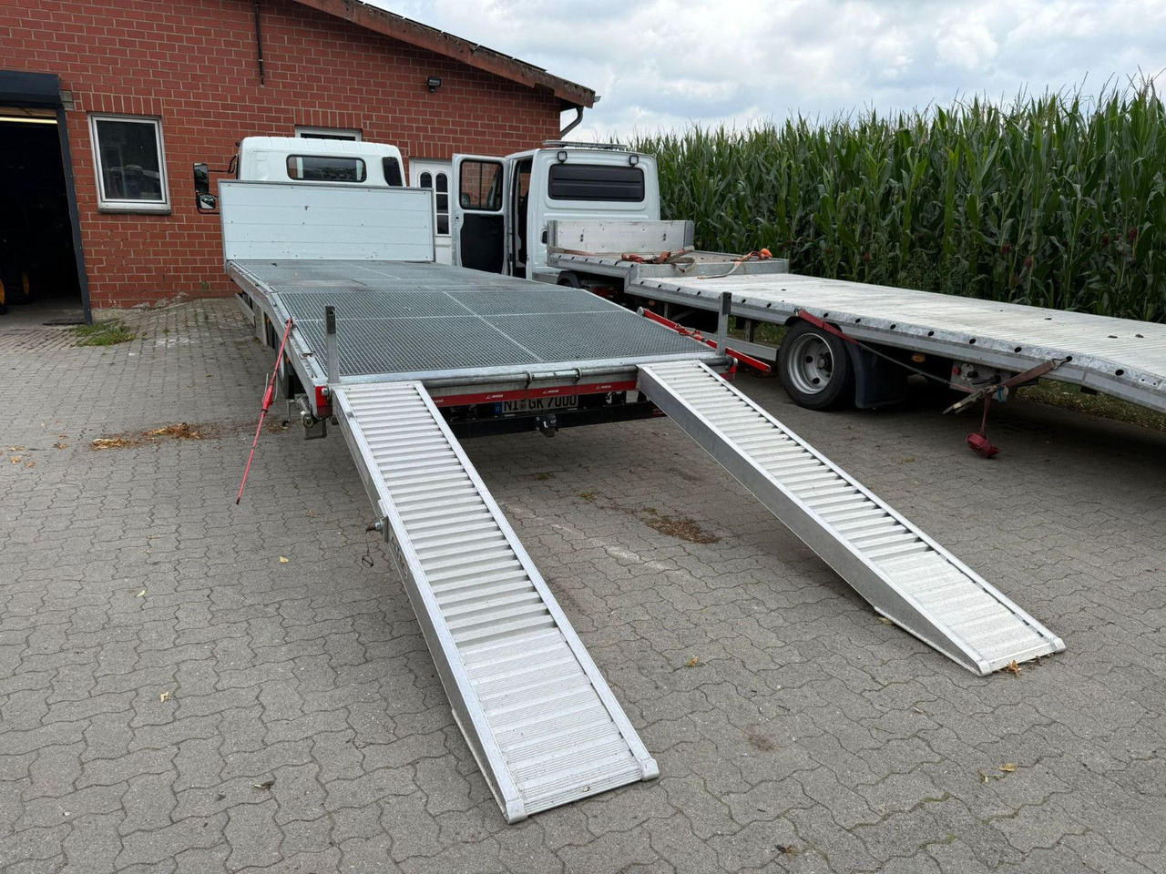 Mitsubishi Fuso Canter 7C18 Arbeitsbühnentransporter - Бордови бус: снимка 3 Mitsubishi Fuso Canter 7C18 Arbeitsbühnentransporter - Бордови бус: снимка 3