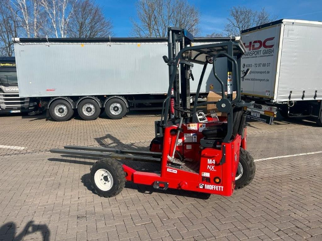 Moffett CARGOTEC - Tragkraft 2.500 kg - Дизелов мотокар: снимка 1 Moffett CARGOTEC - Tragkraft 2.500 kg - Дизелов мотокар: снимка 1