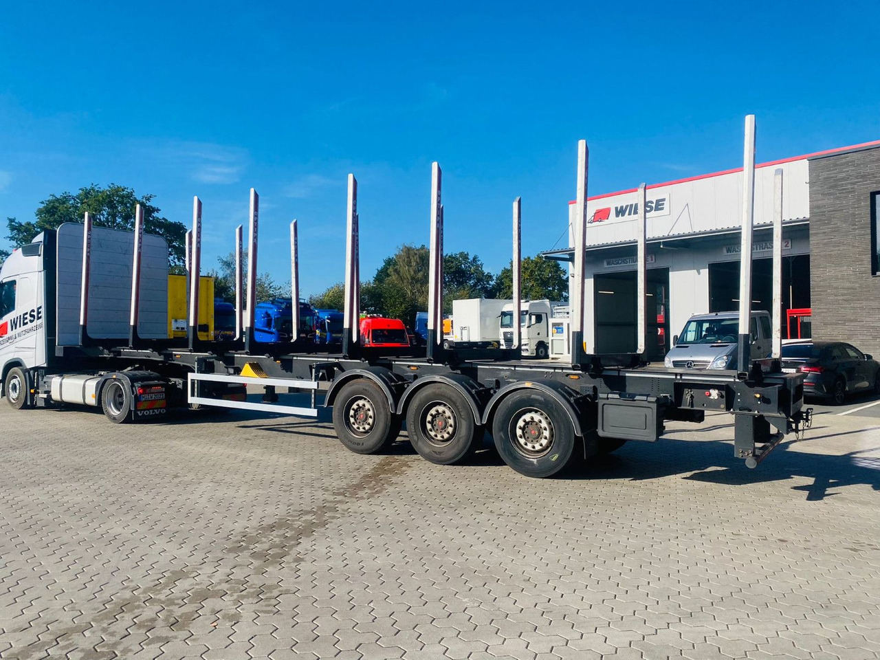 PAVIC Holzauflieger mit Schemel und Rungen - Полуремарке за дърва: снимка 4 PAVIC Holzauflieger mit Schemel und Rungen - Полуремарке за дърва: снимка 4