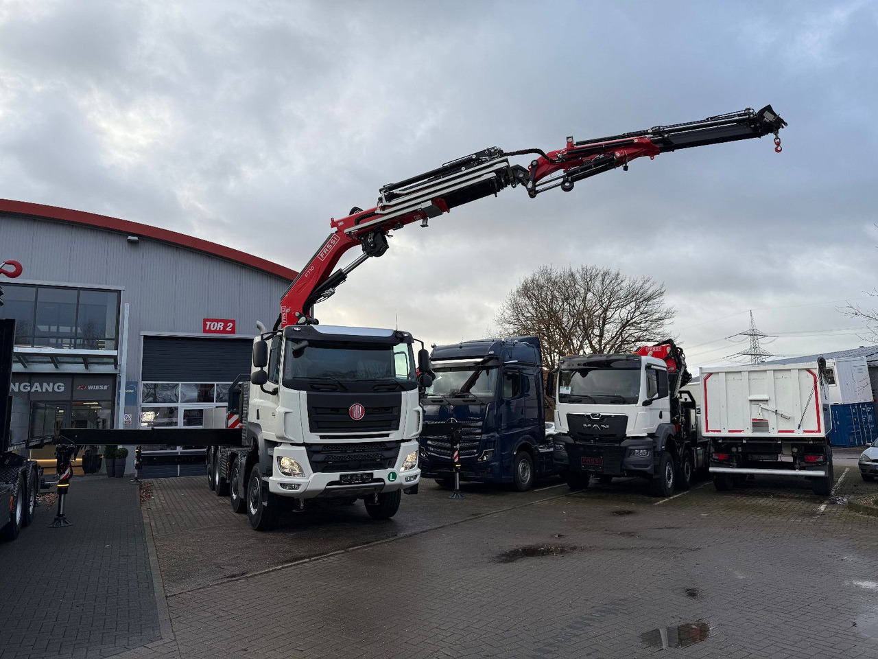 Tatra 41.500 8x8 Phoenix Fassi F710 Kran - Бордови камион, Камион с кран: снимка 2 Tatra 41.500 8x8 Phoenix Fassi F710 Kran - Бордови камион, Камион с кран: снимка 2