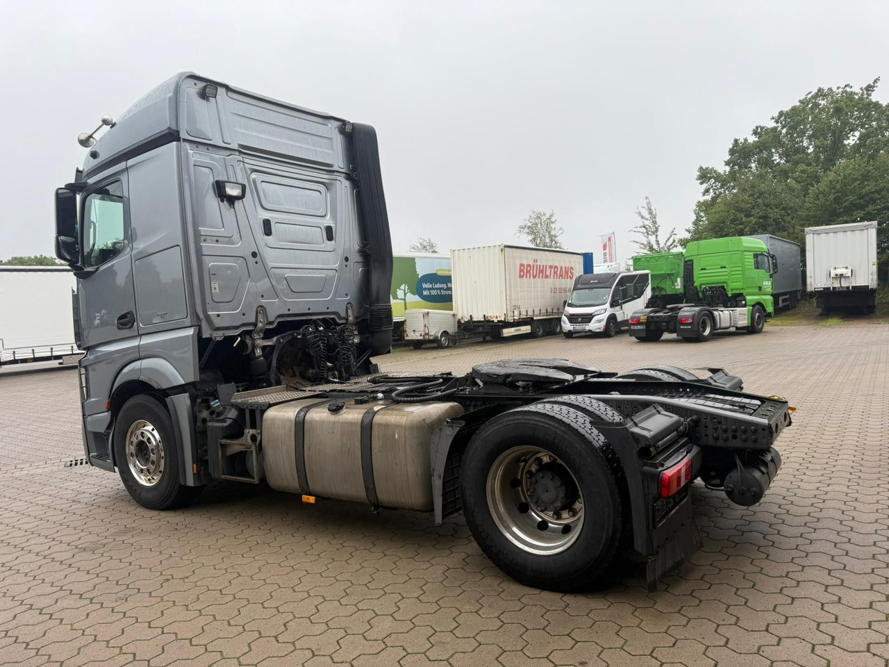 Mercedes-Benz Actros 1851 LS 4x2 Hydraulik Alu Felgen - Влекач: снимка 3 Mercedes-Benz Actros 1851 LS 4x2 Hydraulik Alu Felgen - Влекач: снимка 3