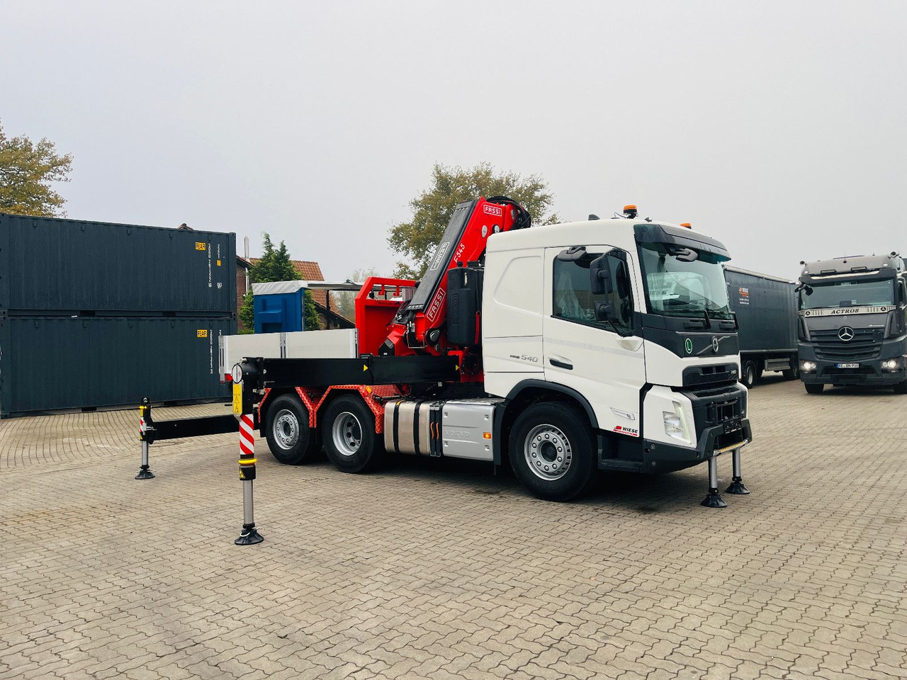 Volvo FMX 540 6x2 mit Kran Fassi F545.2.28 - Влекач: снимка 2 Volvo FMX 540 6x2 mit Kran Fassi F545.2.28 - Влекач: снимка 2