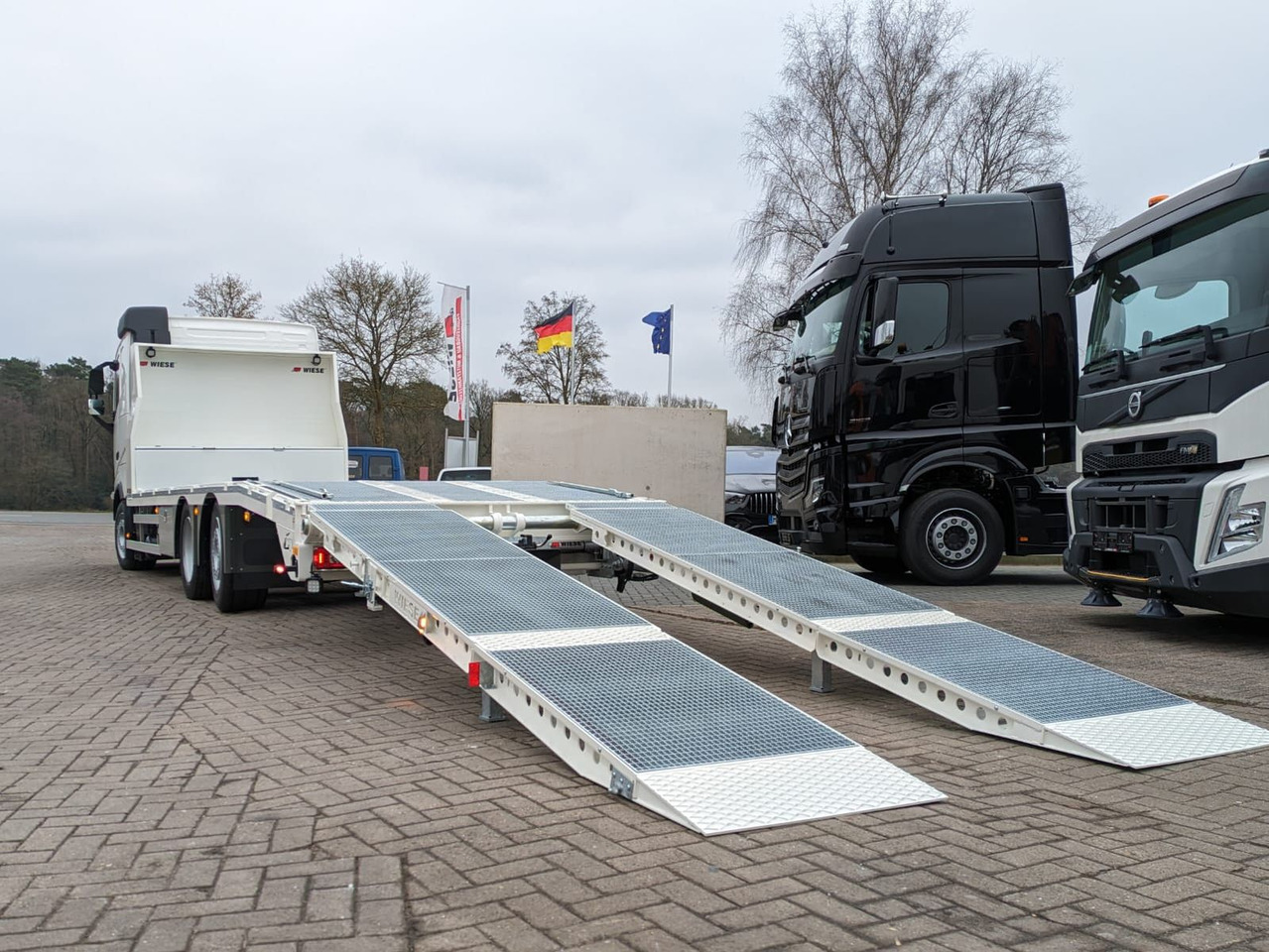 Volvo FH 420 Maschinentransporter Rampennen. - Камион пътна помощ: снимка 5 Volvo FH 420 Maschinentransporter Rampennen. - Камион пътна помощ: снимка 5