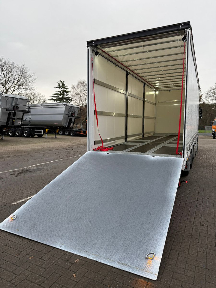 Камион с брезент Volvo FH 500 8x2 Arbeitsbühnen Transporter LBW 9t: снимка 13