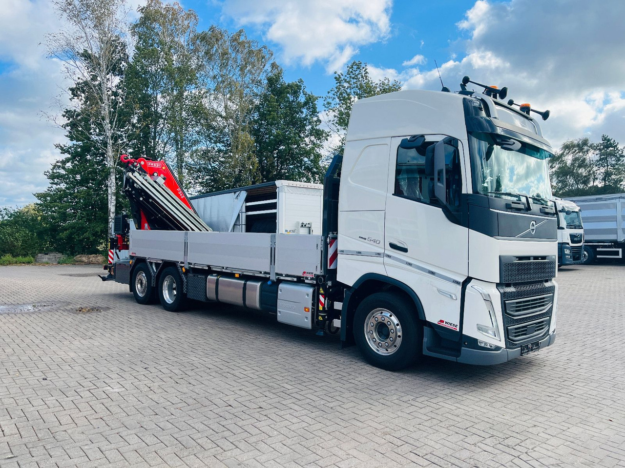 Volvo FH 540 6x2 Container Fassi F545 Heck - Камион с кран: снимка 1 Volvo FH 540 6x2 Container Fassi F545 Heck - Камион с кран: снимка 1