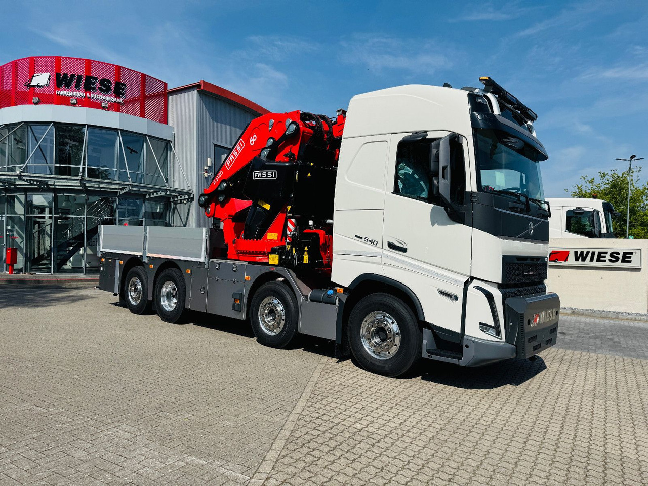 Volvo FH 540 mit Fassi F2150RAL Fly Jib + Winde - Камион с кран: снимка 2 Volvo FH 540 mit Fassi F2150RAL Fly Jib + Winde - Камион с кран: снимка 2