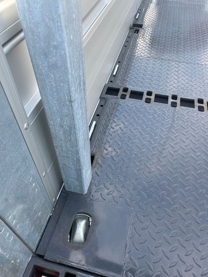 Volvo FMX 500 FASSI Ladekran F545 JIB & Winde Sofort - Камион с кран: снимка 5 Volvo FMX 500 FASSI Ladekran F545 JIB & Winde Sofort - Камион с кран: снимка 5