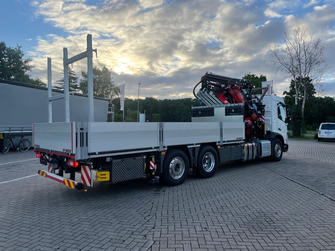 Volvo FMX 500 FASSI Ladekran F545 JIB & Winde Sofort - Камион с кран: снимка 4 Volvo FMX 500 FASSI Ladekran F545 JIB & Winde Sofort - Камион с кран: снимка 4