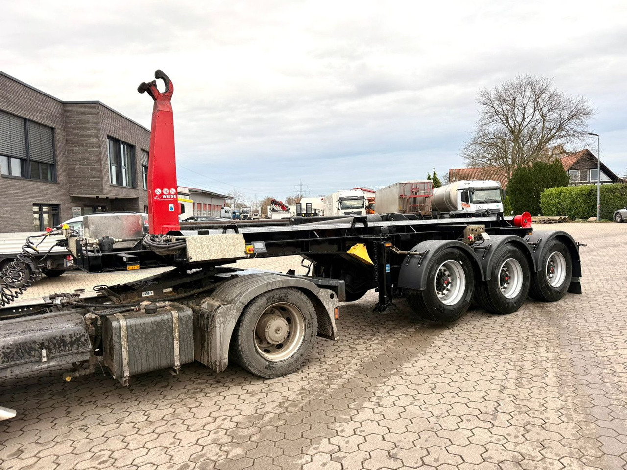 Wiese SA 3 - 36 AK 30 Abrollkipper neu lackiert - Контейнеровоз/ Сменна каросерия полуремарке: снимка 4 Wiese SA 3 - 36 AK 30 Abrollkipper neu lackiert - Контейнеровоз/ Сменна каросерия полуремарке: снимка 4