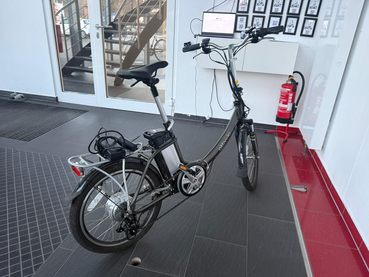 Aktivelo Elektro-Faltrad Sport, 20 Zoll Wie Neu - Мотоциклет: снимка 5 Aktivelo Elektro-Faltrad Sport, 20 Zoll Wie Neu - Мотоциклет: снимка 5