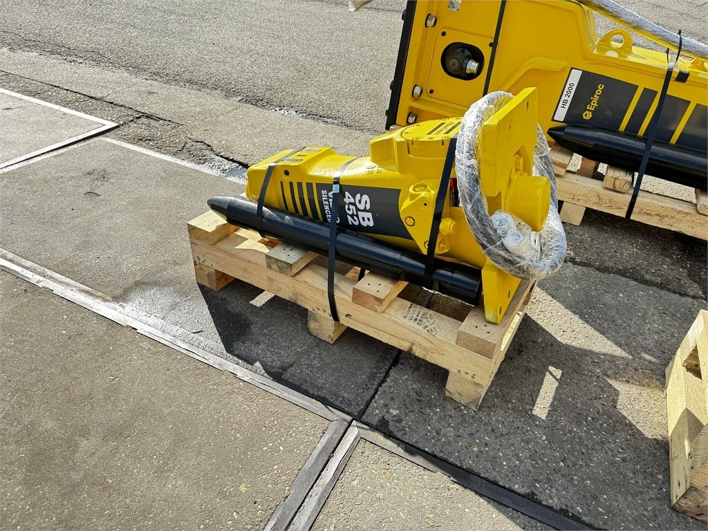 Atlas Copco SB 452 Epiroc SB452 - Хидравличен чук за Строителна техника: снимка 4 Atlas Copco SB 452 Epiroc SB452 - Хидравличен чук за Строителна техника: снимка 4