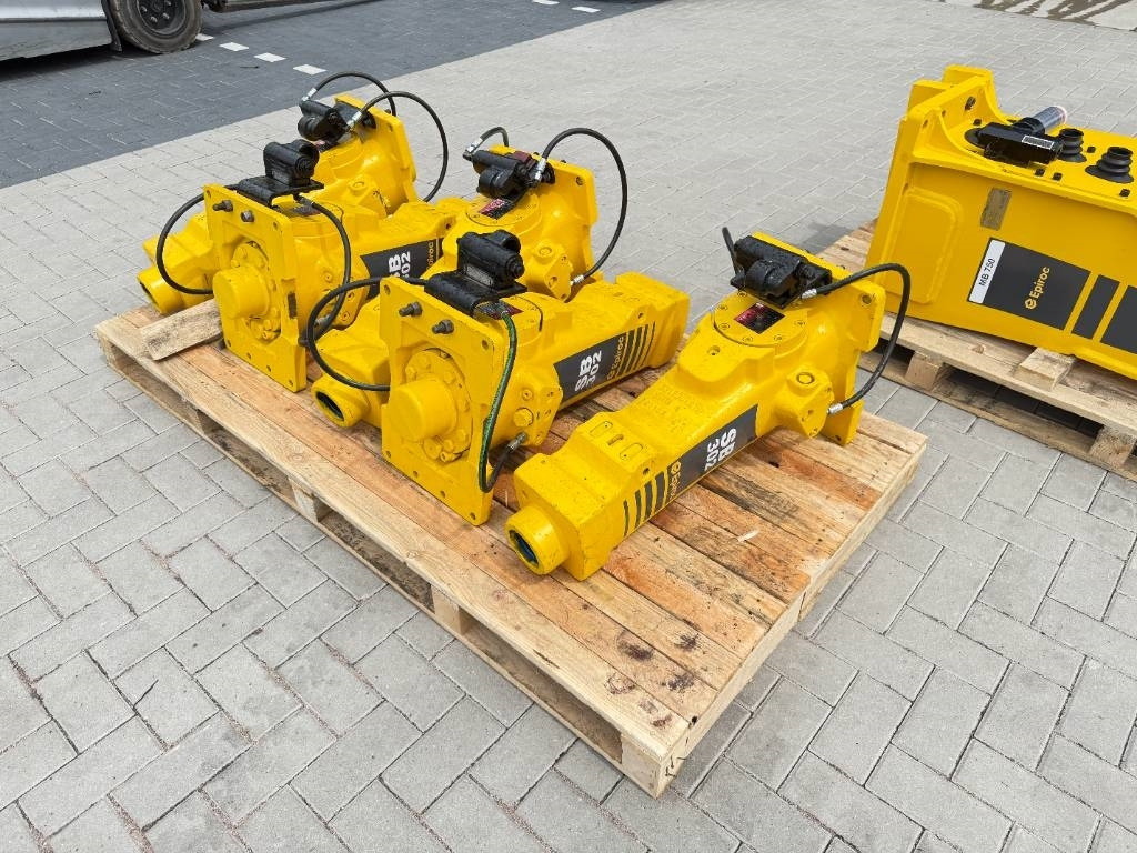 Epiroc Atlas copco SB302 - Хидравличен чук за Строителна техника: снимка 3 Epiroc Atlas copco SB302 - Хидравличен чук за Строителна техника: снимка 3