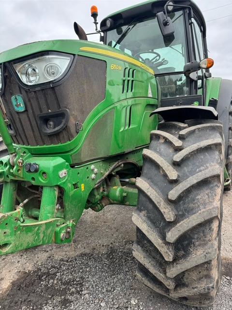 JOHN DEERE 6150 M - Трактор: снимка 3 JOHN DEERE 6150 M - Трактор: снимка 3