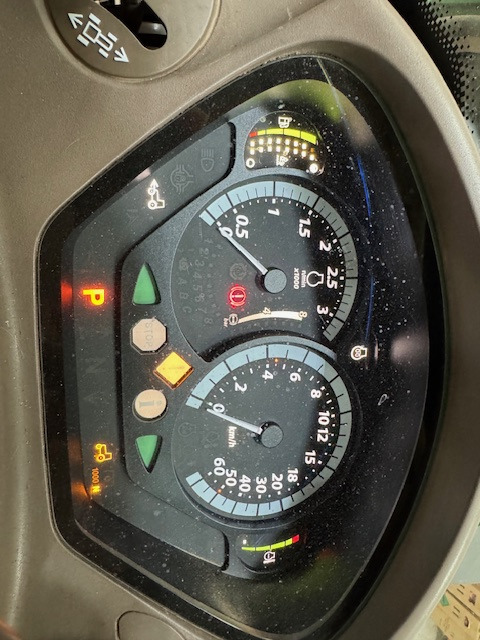 JOHN DEERE 6250R - Трактор: снимка 3 JOHN DEERE 6250R - Трактор: снимка 3