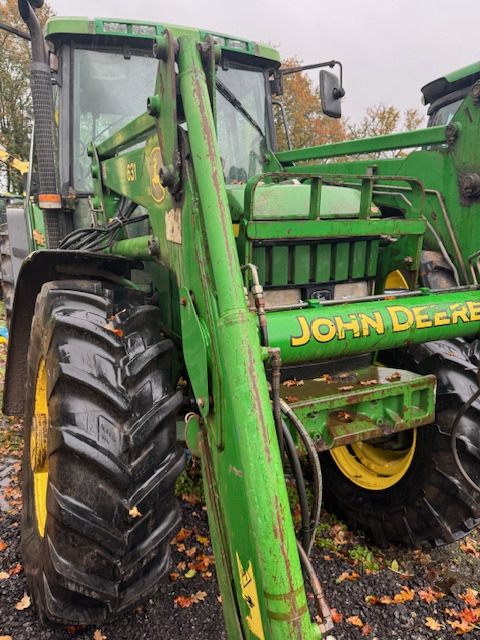 JOHN DEERE 6400 - Трактор: снимка 1 JOHN DEERE 6400 - Трактор: снимка 1
