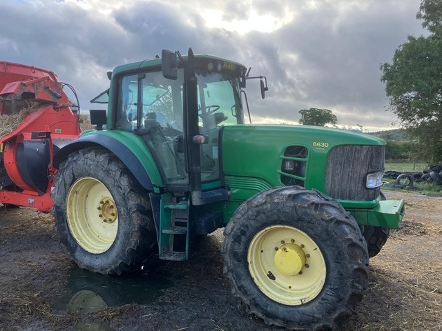 JOHN DEERE 6630 Premium - Трактор: снимка 1 JOHN DEERE 6630 Premium - Трактор: снимка 1