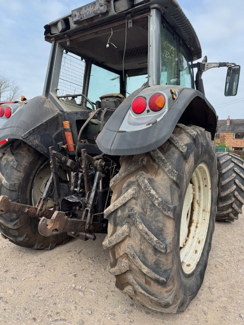 VALTRA T130 - Трактор: снимка 2 VALTRA T130 - Трактор: снимка 2