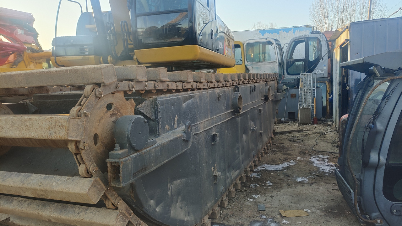 CATERPILLAR 320C - Плаващ багер: снимка 2 CATERPILLAR 320C - Плаващ багер: снимка 2