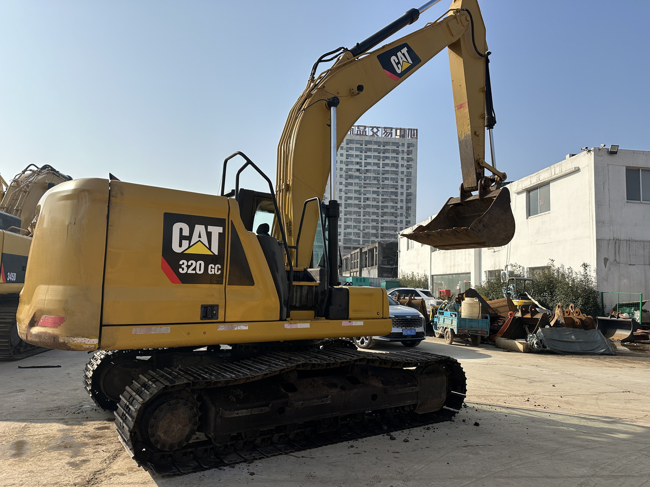 CATERPILLAR 320GC - Верижен багер: снимка 1 CATERPILLAR 320GC - Верижен багер: снимка 1