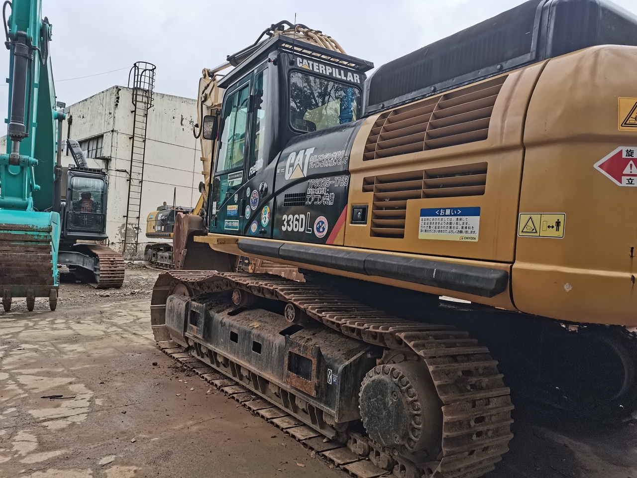 CATERPILLAR 336D - Верижен багер: снимка 2 CATERPILLAR 336D - Верижен багер: снимка 2