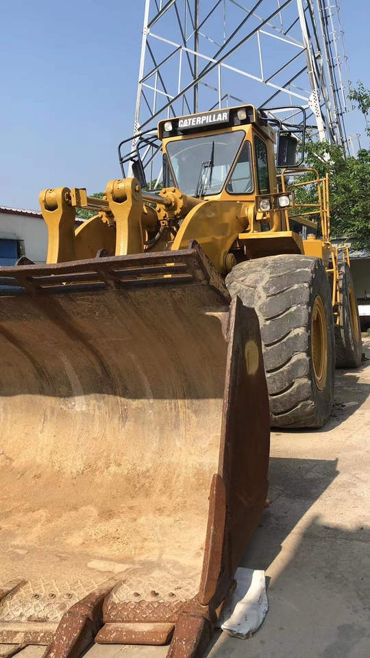 CATERPILLAR 988B - Колесен товарач: снимка 2 CATERPILLAR 988B - Колесен товарач: снимка 2