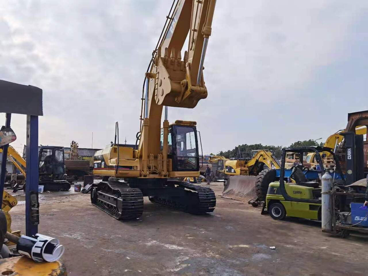 CATERPILLAR CAT-325BL - Верижен багер: снимка 3 CATERPILLAR CAT-325BL - Верижен багер: снимка 3