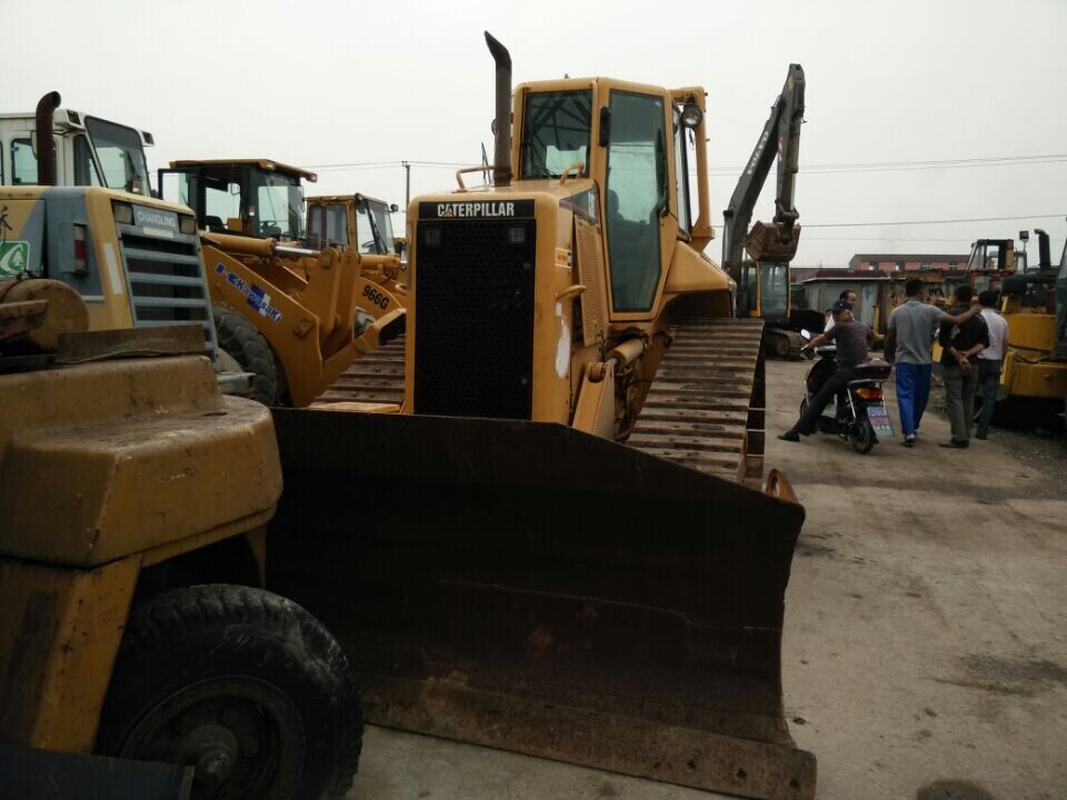 CATERPILLAR D5N - Булдозер: снимка 2 CATERPILLAR D5N - Булдозер: снимка 2