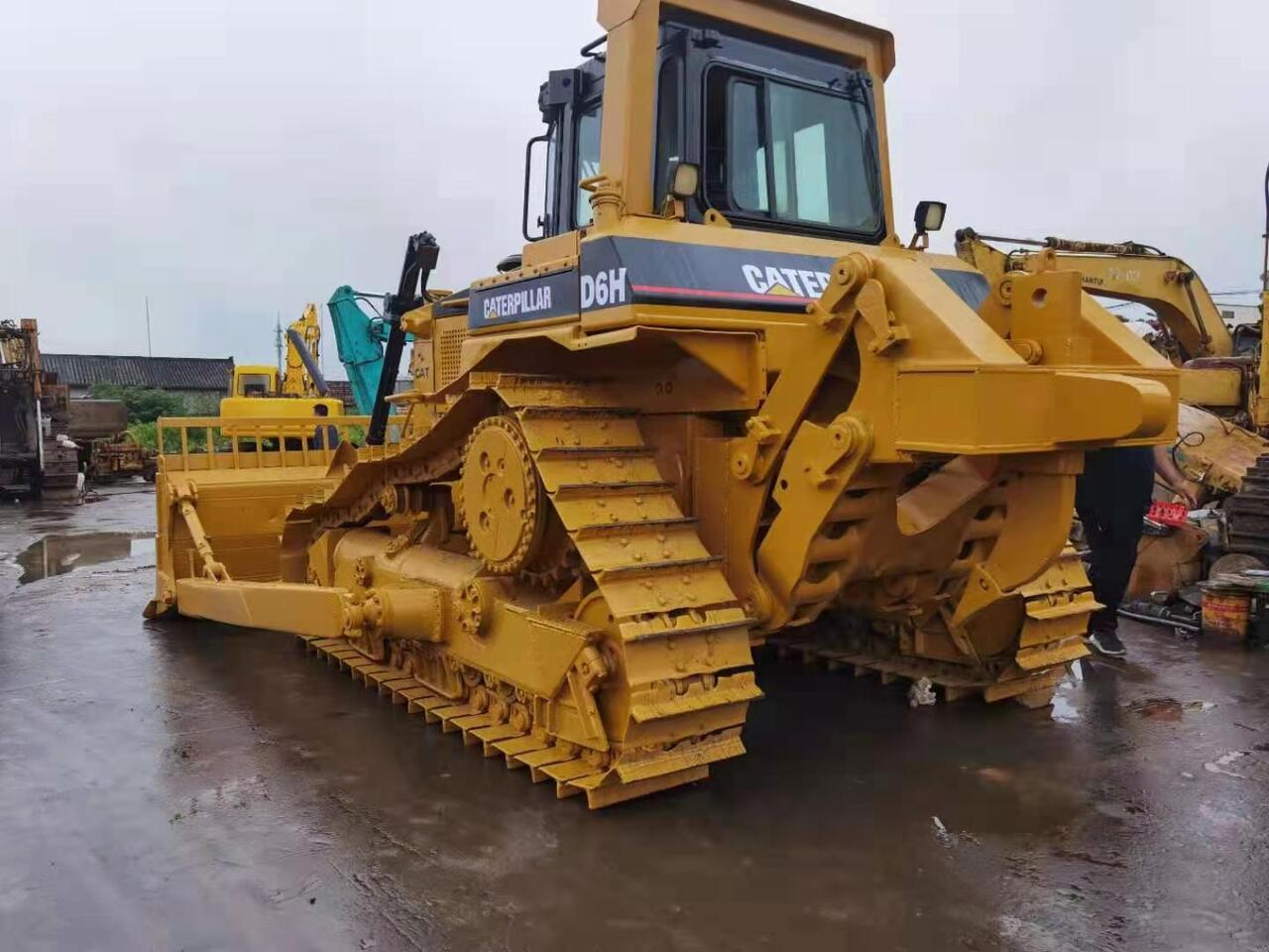 CATERPILLAR D6H - Булдозер: снимка 3 CATERPILLAR D6H - Булдозер: снимка 3