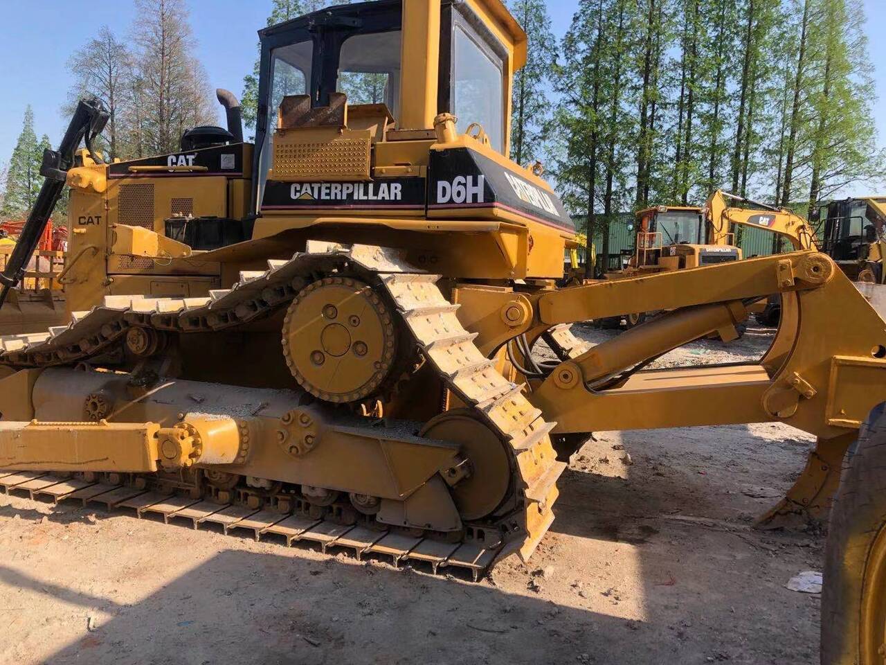 CATERPILLAR D6H - Булдозер: снимка 4 CATERPILLAR D6H - Булдозер: снимка 4