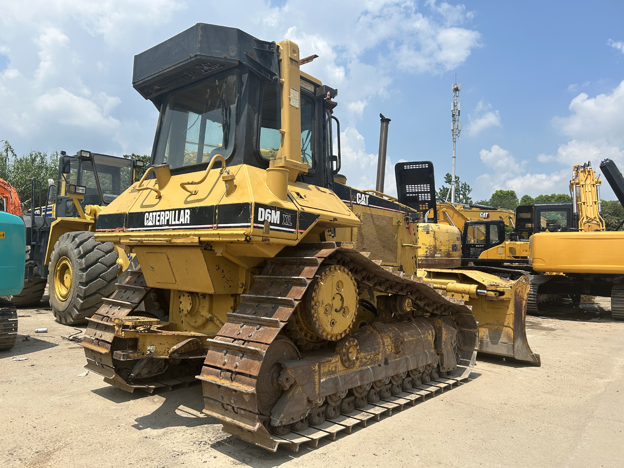 CATERPILLAR D6M XL - Булдозер: снимка 2 CATERPILLAR D6M XL - Булдозер: снимка 2