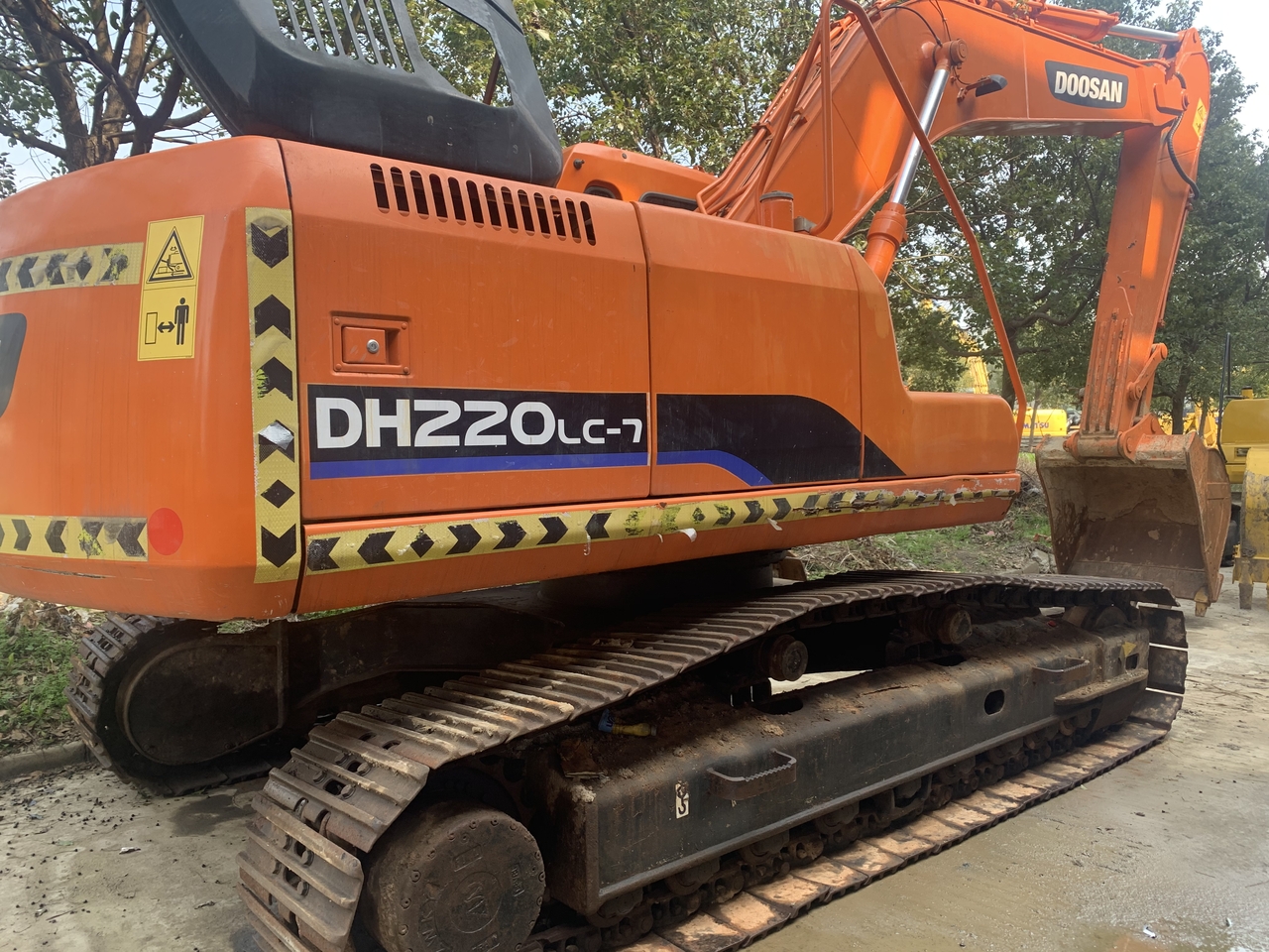 DOOSAN DH200LC-7 - Верижен багер: снимка 4 DOOSAN DH200LC-7 - Верижен багер: снимка 4