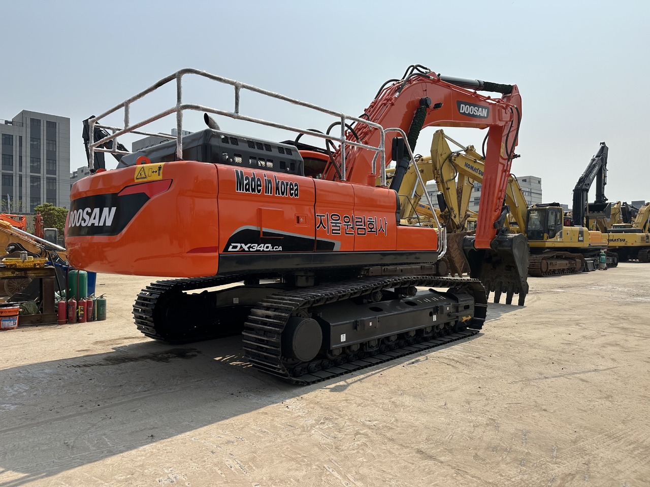 DOOSAN DX340LCA - Верижен багер: снимка 2 DOOSAN DX340LCA - Верижен багер: снимка 2