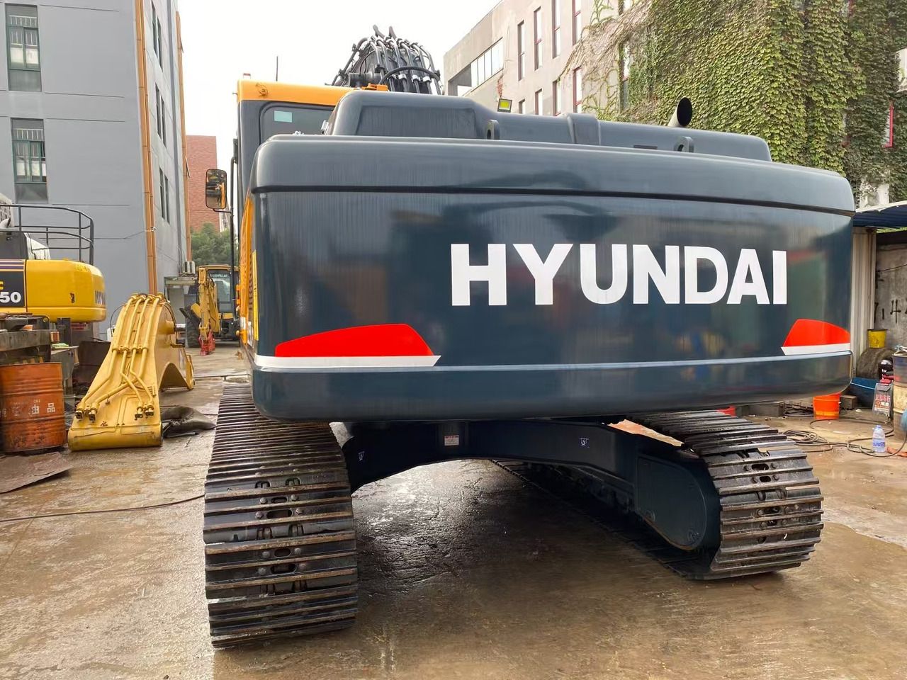 HYUNDAI R225LC-9T - Верижен багер: снимка 2 HYUNDAI R225LC-9T - Верижен багер: снимка 2