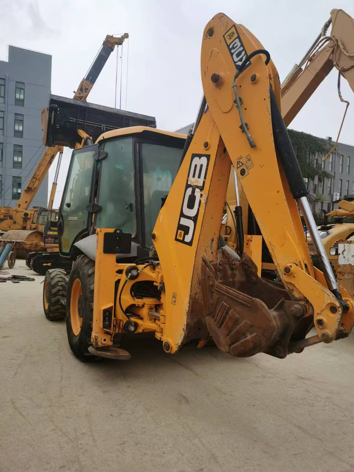 JCB 3CX - Багер-товарач: снимка 3 JCB 3CX - Багер-товарач: снимка 3