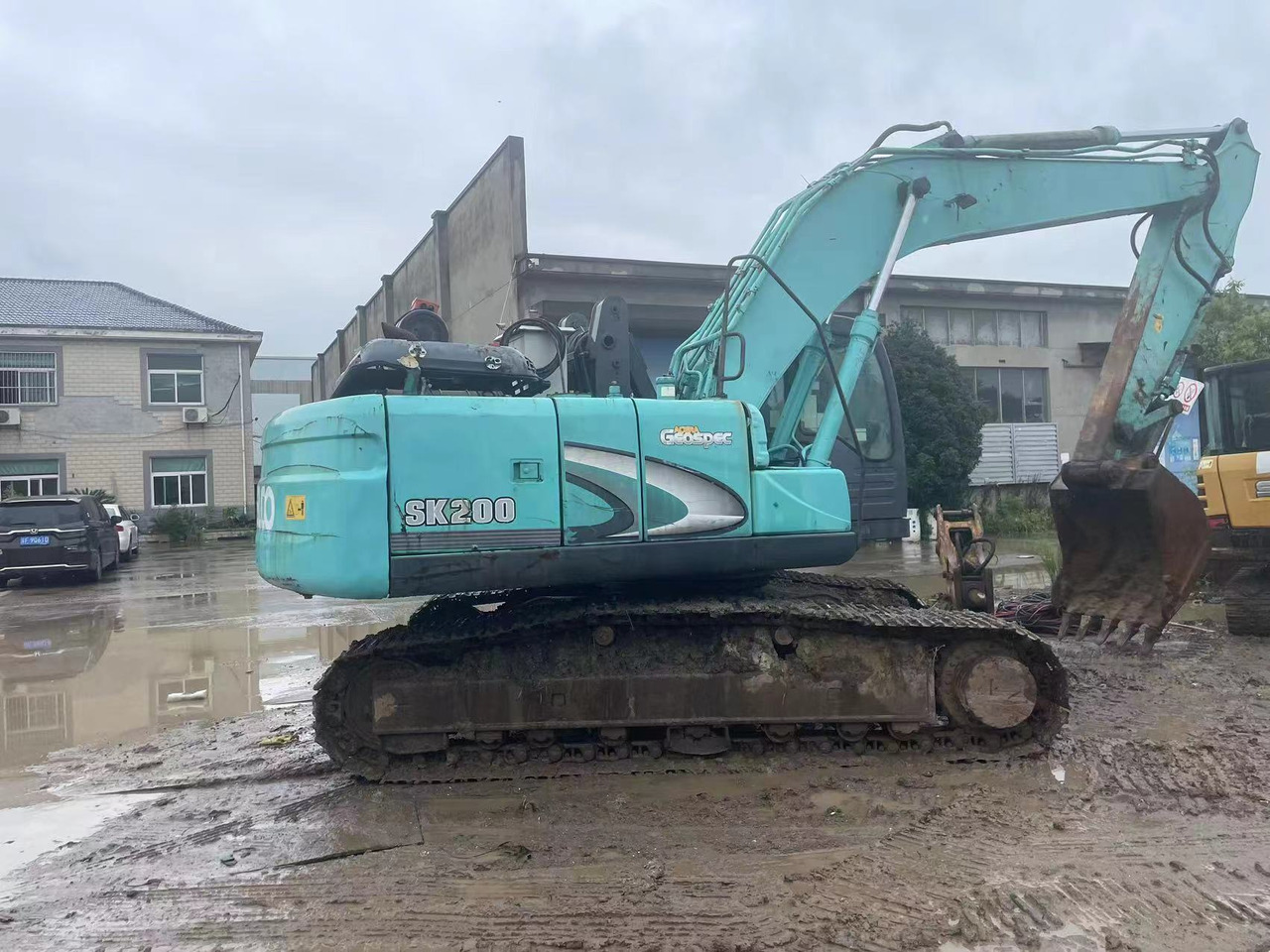 KOBELCO SK200-8 - Верижен багер: снимка 3 KOBELCO SK200-8 - Верижен багер: снимка 3