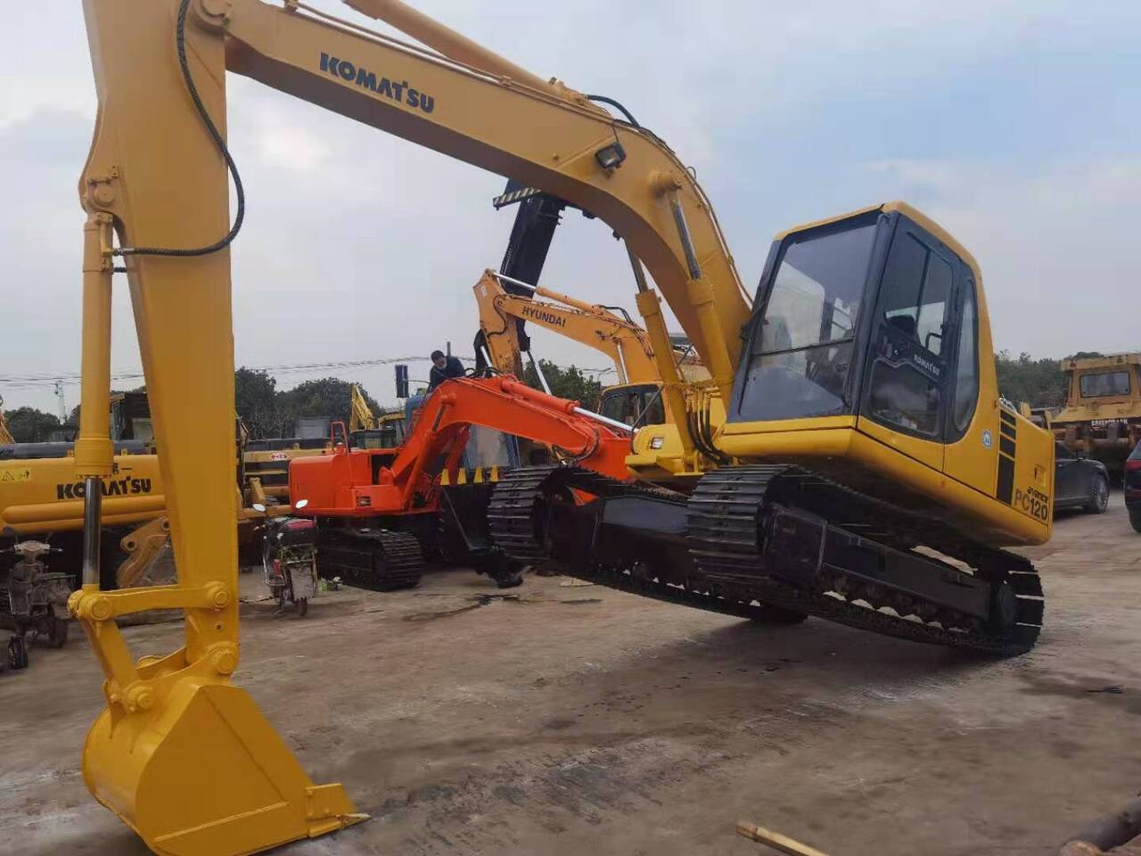KOMATSU PC120-6 - Верижен багер: снимка 5 KOMATSU PC120-6 - Верижен багер: снимка 5