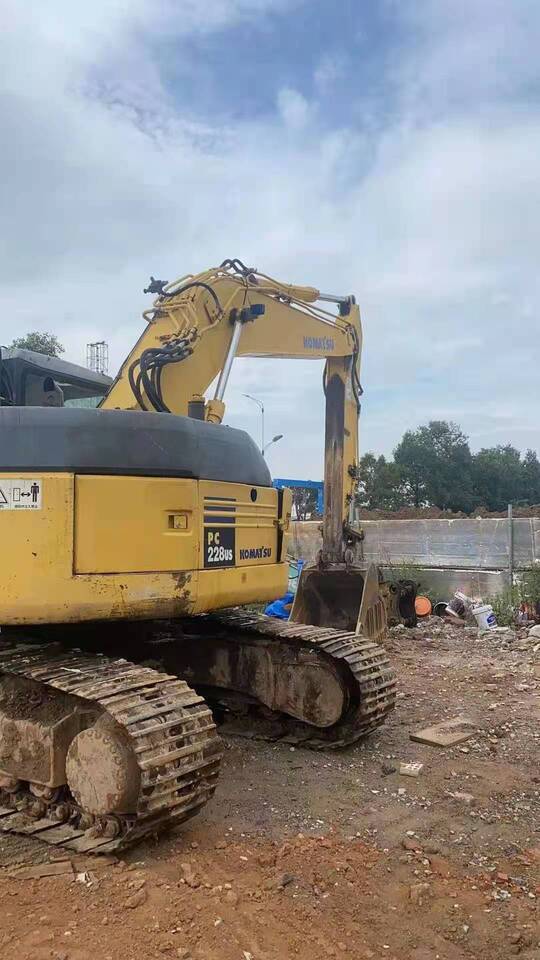KOMATSU PC228US - Верижен багер: снимка 4 KOMATSU PC228US - Верижен багер: снимка 4