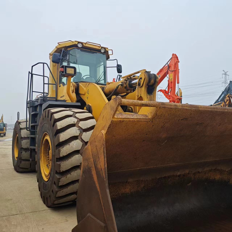 KOMATSU WA600-3 - Колесен товарач: снимка 5 KOMATSU WA600-3 - Колесен товарач: снимка 5