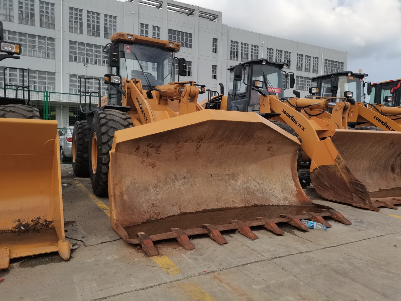 LONKING LG855D - Колесен товарач: снимка 2 LONKING LG855D - Колесен товарач: снимка 2