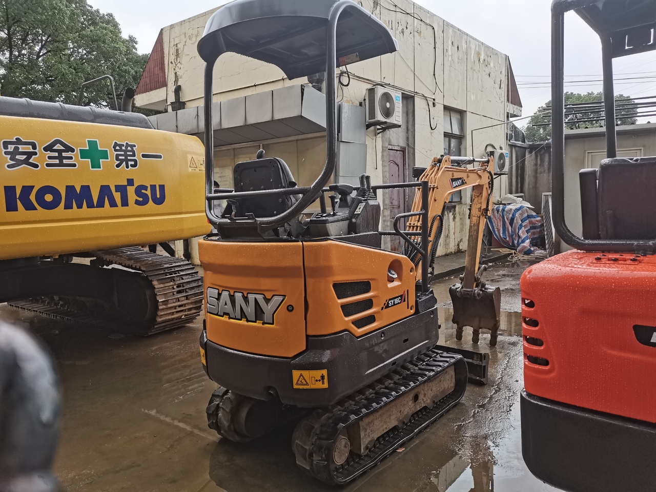 SANY SY16C -excavator - Верижен багер: снимка 3 SANY SY16C -excavator - Верижен багер: снимка 3