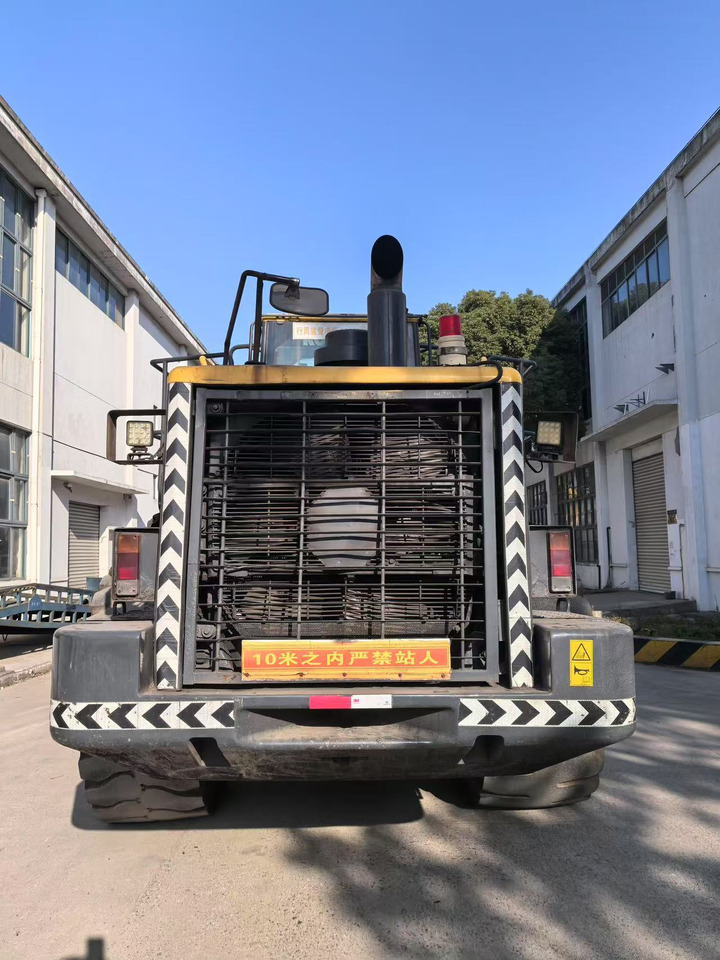 KOMATSU WA500-6 - Строителна техника: снимка 4 KOMATSU WA500-6 - Строителна техника: снимка 4