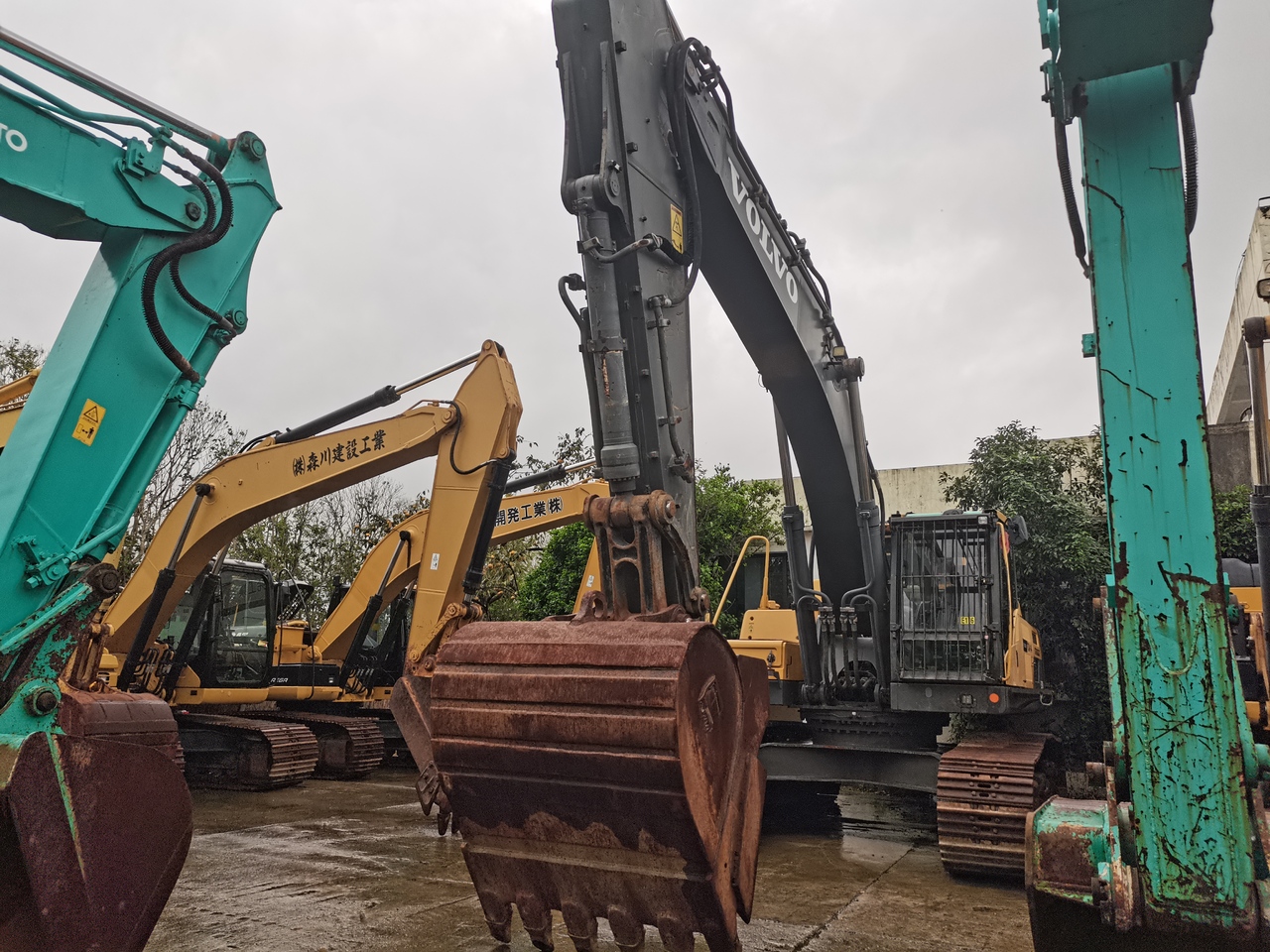 VOLVO EC380DL - Багер: снимка 4 VOLVO EC380DL - Багер: снимка 4