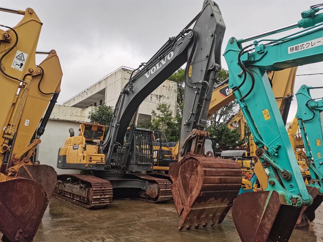 VOLVO EC380DL-excavator - Верижен багер: снимка 2 VOLVO EC380DL-excavator - Верижен багер: снимка 2
