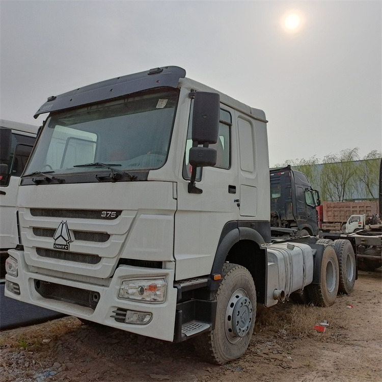 Влекач HOWO 6x4 375hp tractor: снимка 6 Влекач HOWO 6x4 375hp tractor: снимка 6