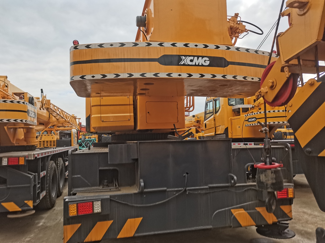 XCMG QY70K - Кран: снимка 3 XCMG QY70K - Кран: снимка 3