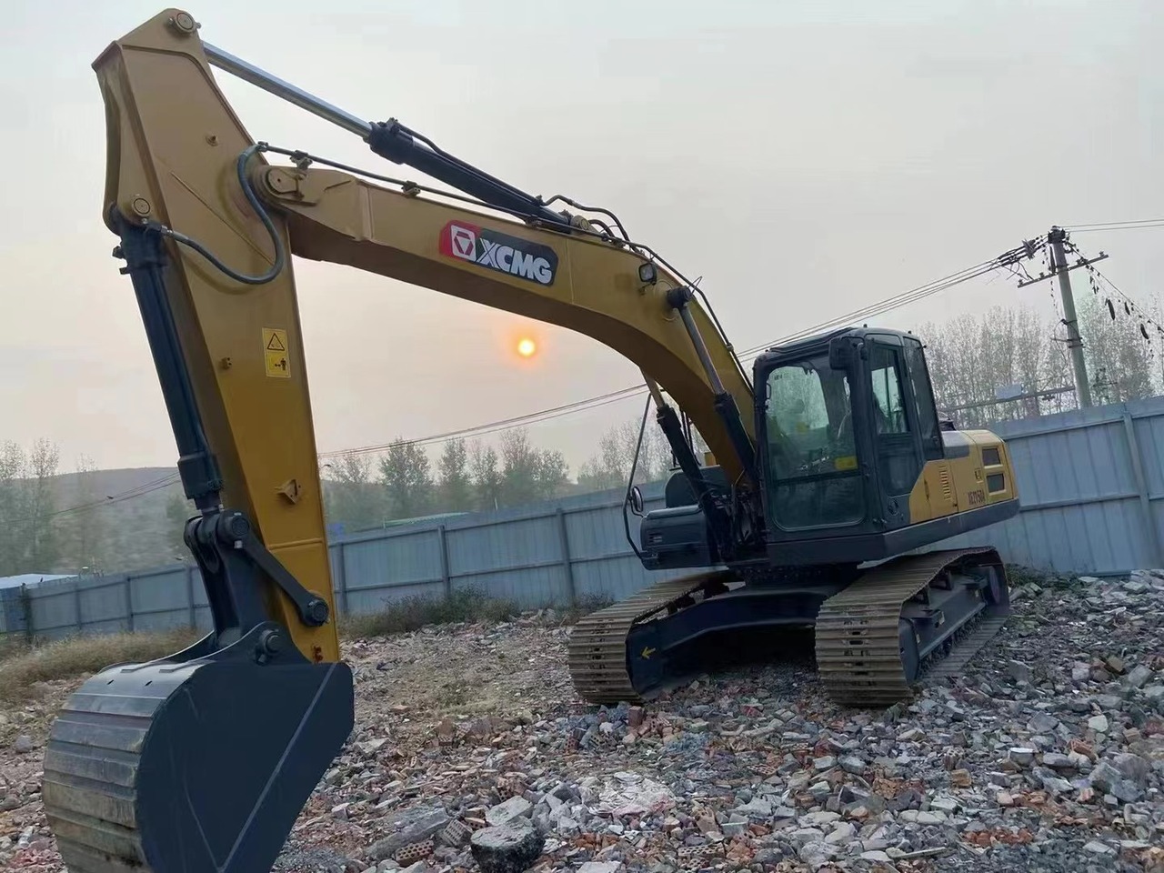 XCMG XE215DA - Верижен багер: снимка 1 XCMG XE215DA - Верижен багер: снимка 1