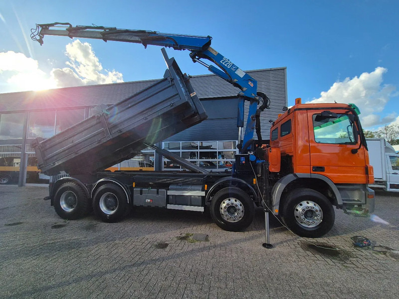 Mercedes-Benz Actros 3241 8X4 Containersysteem/ 20T HMF crane/ Manual - Мултилифт с кука камион, Камион с кран: снимка 2 Mercedes-Benz Actros 3241 8X4 Containersysteem/ 20T HMF crane/ Manual - Мултилифт с кука камион, Камион с кран: снимка 2