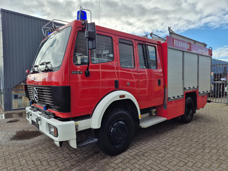 Mercedes-Benz SK 1224 4x4 FIRETRUCK/ FEUERWEHR/ 2400L TANK/ EXPEDITION - Пожарна кола: снимка 5 Mercedes-Benz SK 1224 4x4 FIRETRUCK/ FEUERWEHR/ 2400L TANK/ EXPEDITION - Пожарна кола: снимка 5
