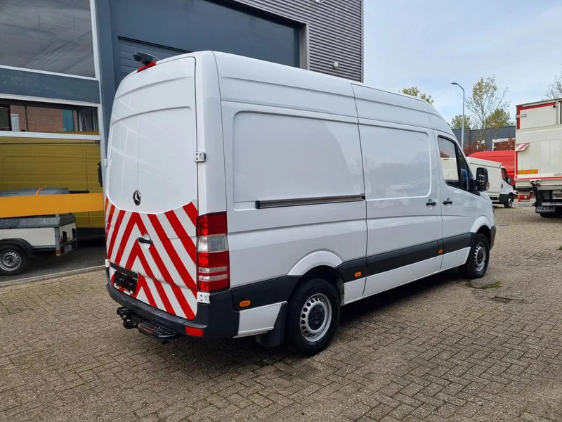 Mercedes-Benz Sprinter 314 CDI/ L2H2/ Aut./ Airco/ Camera/ Navi - Товарен бус: снимка 2 Mercedes-Benz Sprinter 314 CDI/ L2H2/ Aut./ Airco/ Camera/ Navi - Товарен бус: снимка 2